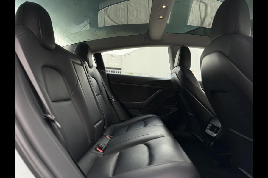 Tesla Model 3 Range Plus | Autopilot | Panorama | Leder | Navi | Camera