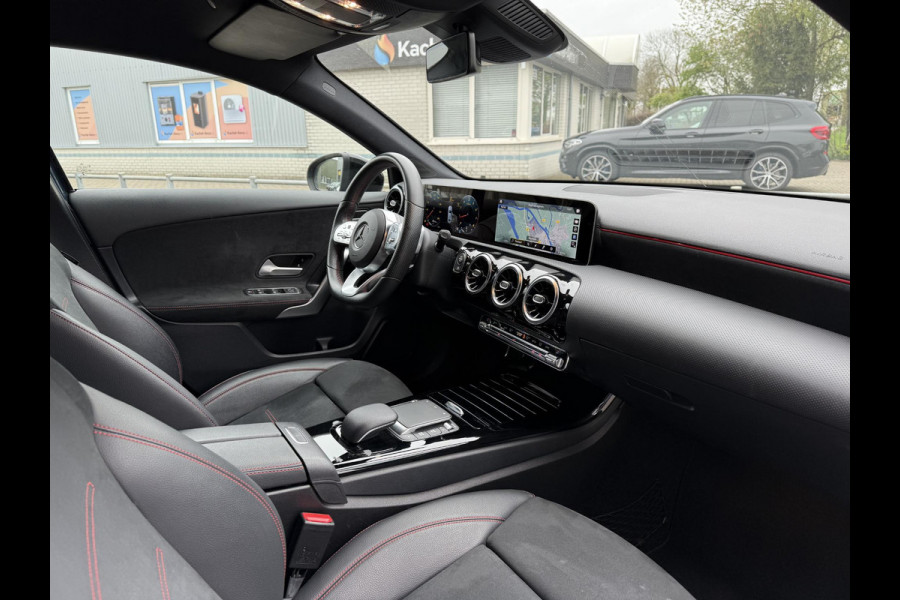 Mercedes-Benz A-Klasse 200 Aut. AMG Sport | Navi | Camera | Apple Carplay |