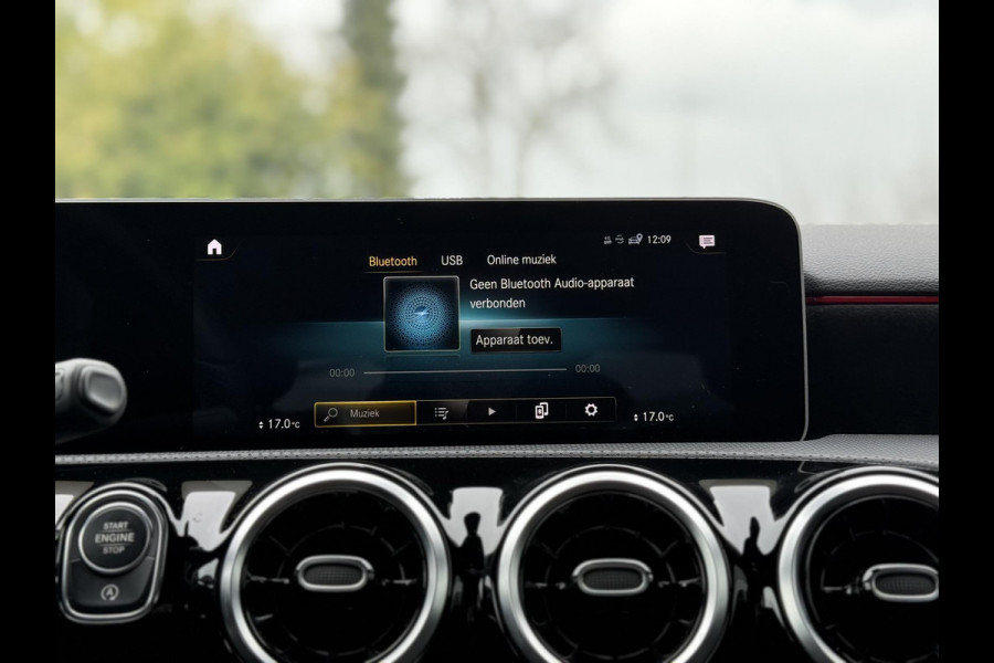 Mercedes-Benz A-Klasse 200 Aut. AMG Sport | Navi | Camera | Apple Carplay |