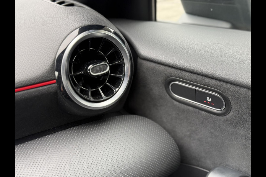 Mercedes-Benz A-Klasse 200 Aut. AMG Sport | Navi | Camera | Apple Carplay |