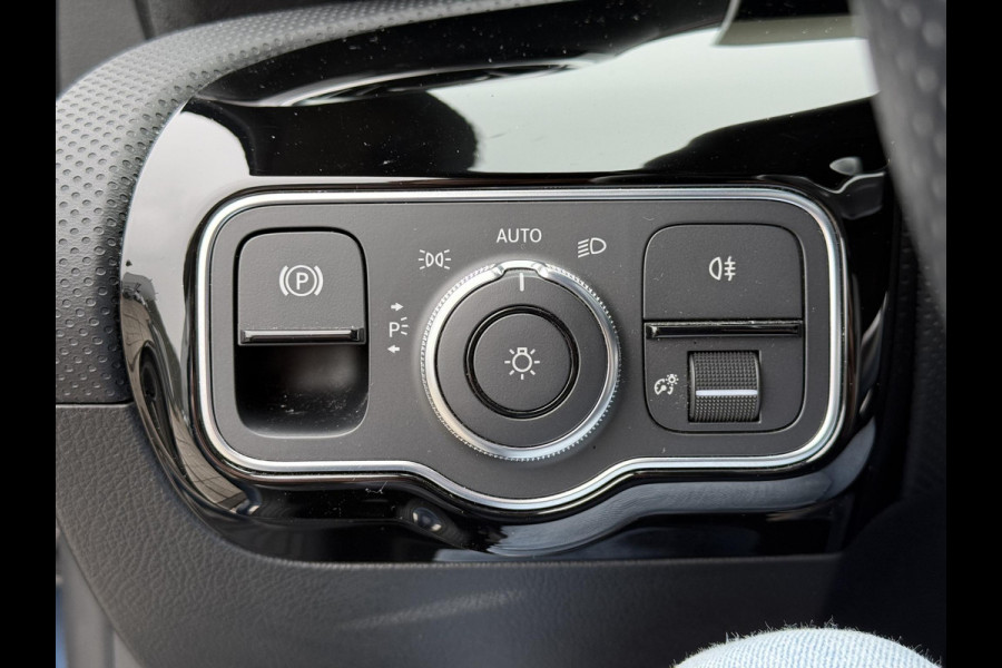 Mercedes-Benz A-Klasse 200 Aut. AMG Sport | Navi | Camera | Apple Carplay |