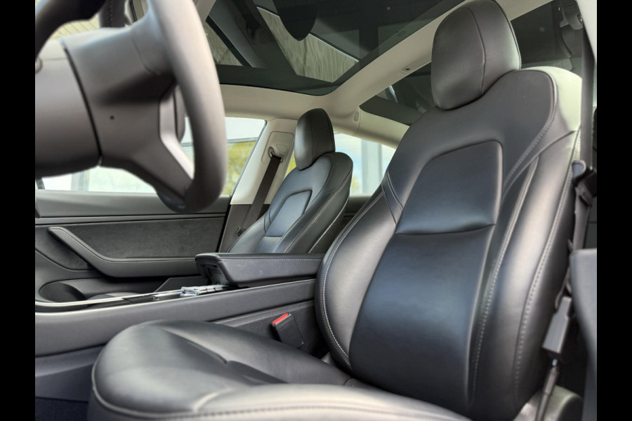 Tesla Model 3 Long Range AWD Dual | Autopilot | Panorama | Leder |