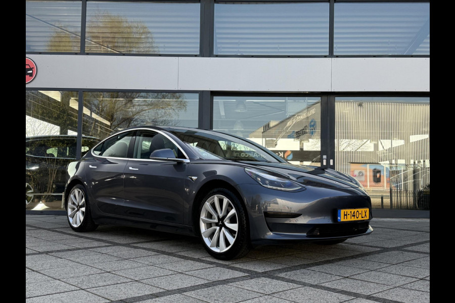 Tesla Model 3 Range Plus RWD | Autopilot | Panorama | Leder |