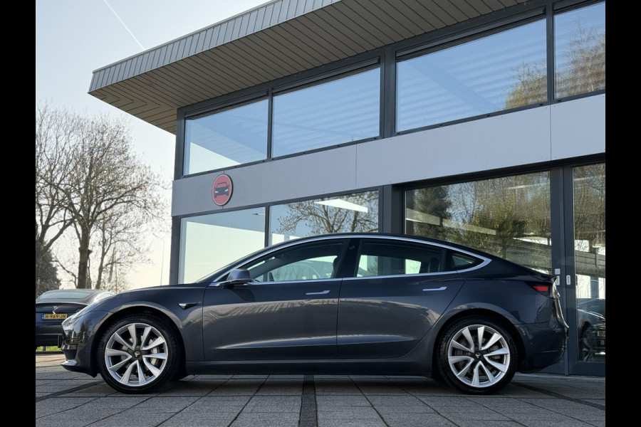 Tesla Model 3 Range Plus RWD | Autopilot | Panorama | Leder |