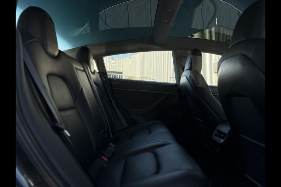 Tesla Model 3 Range Plus RWD | Autopilot | Panorama | Leder |