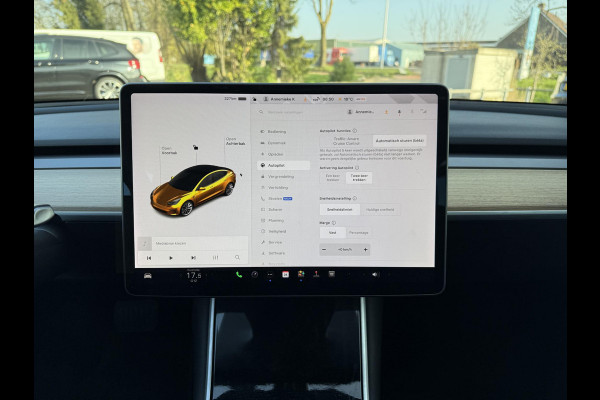 Tesla Model 3 Range Plus RWD | Autopilot | Panorama | Leder |