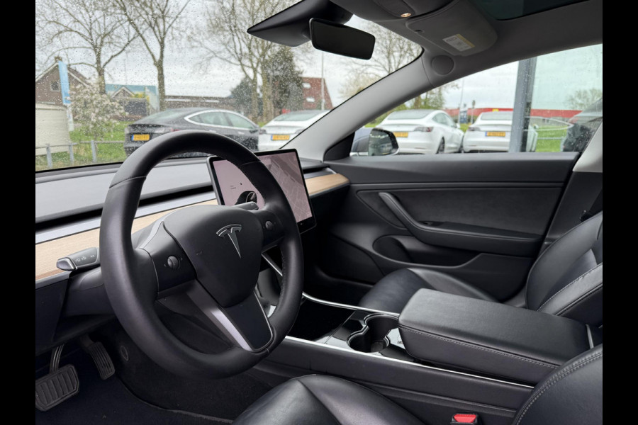 Tesla Model 3 Long Range AWD Navi | Panorama | Camera |