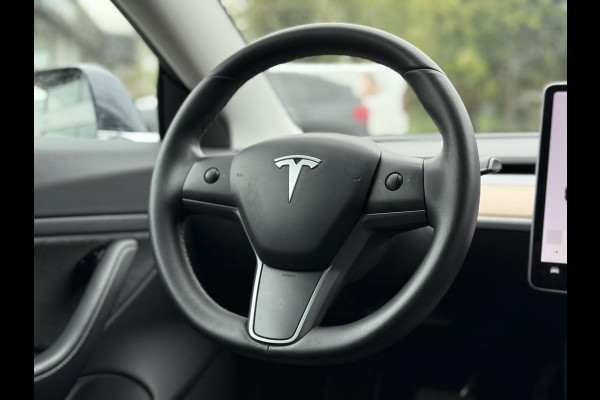 Tesla Model 3 Long Range AWD Navi | Panorama | Camera |