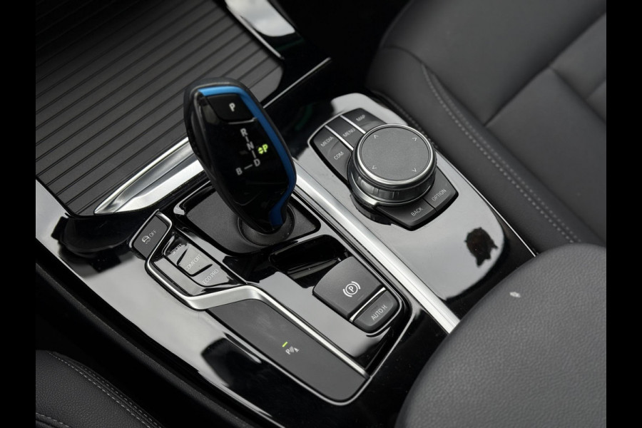 BMW iX3 AUT. Executive 80 kWh | Live Cockpit | Panorama | Leder | ACC |