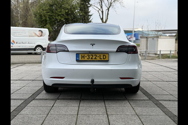 Tesla Model 3 Range Plus | Autopilot | Panorama | Trekhaak | Camera