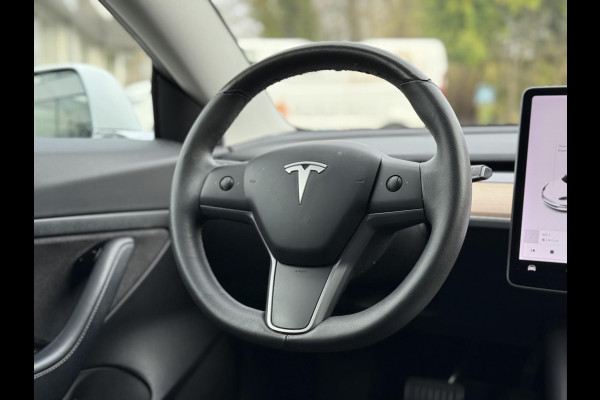 Tesla Model 3 Range Plus | Autopilot | Panorama | Trekhaak | Camera
