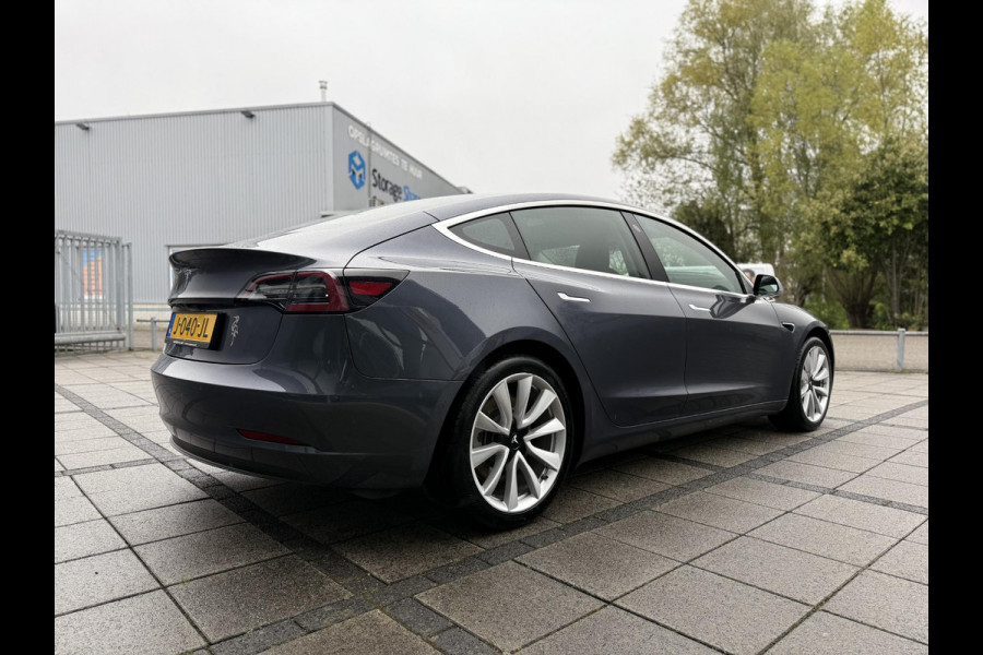 Tesla Model 3 Range Plus RWD | Autopilot | Panorama | Leder |