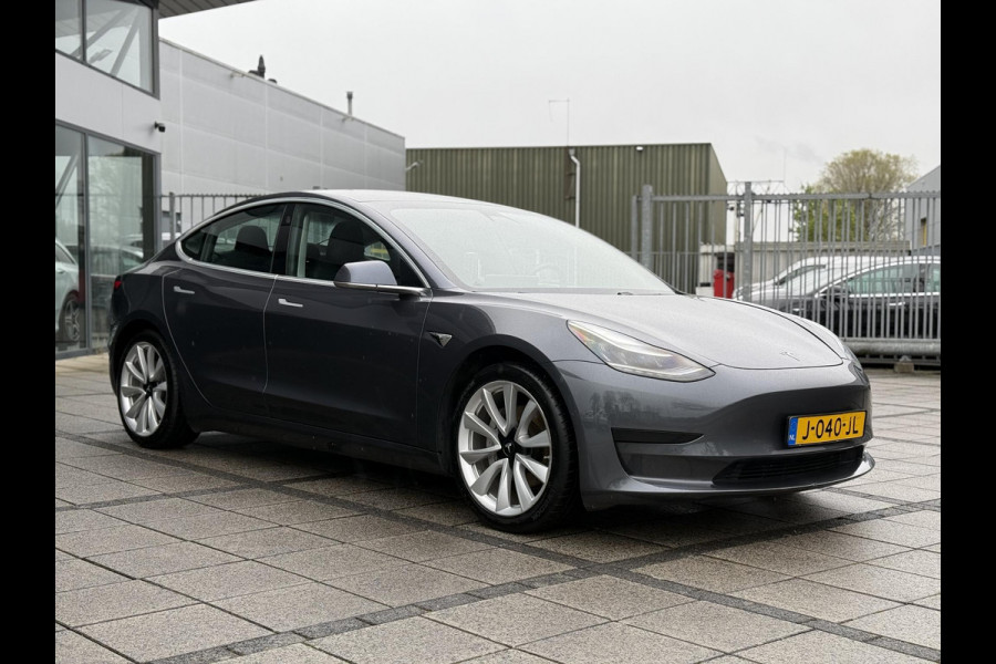 Tesla Model 3 Range Plus RWD | Autopilot | Panorama | Leder |