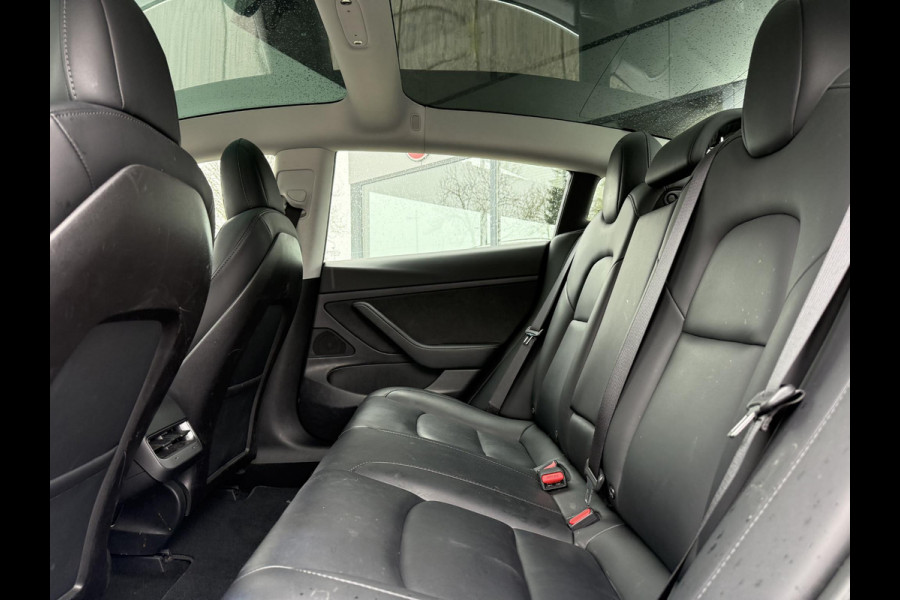 Tesla Model 3 Range Plus RWD | Autopilot | Panorama | Leder |