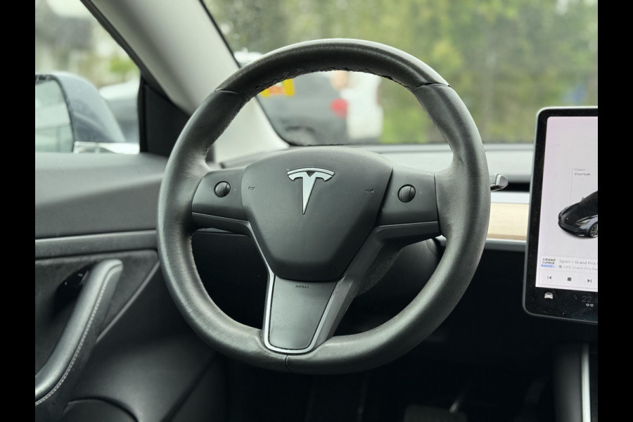Tesla Model 3 Range Plus RWD | Autopilot | Panorama | Leder |