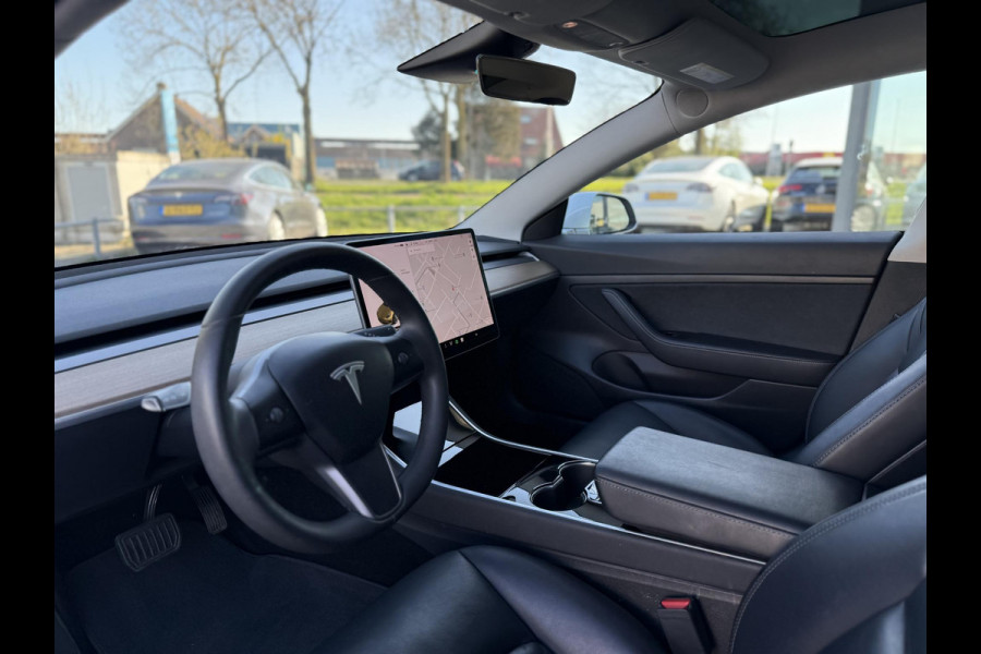 Tesla Model 3 Range Plus RWD | Autopilot | Panorama | Leder |