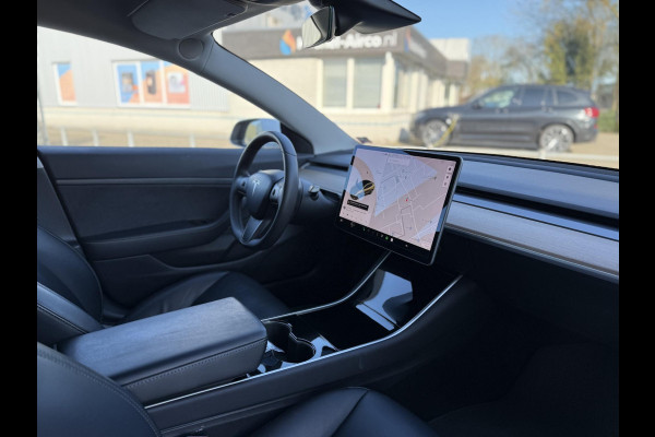 Tesla Model 3 Range Plus RWD | Autopilot | Panorama | Leder |