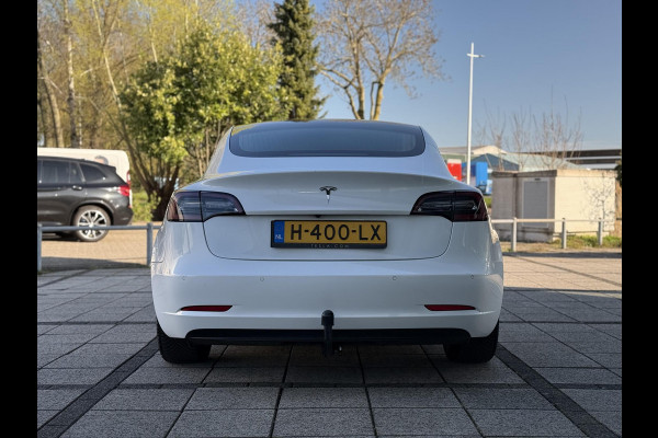 Tesla Model 3 Range Plus Autopilot Panorama Trekhaak Leder Navi