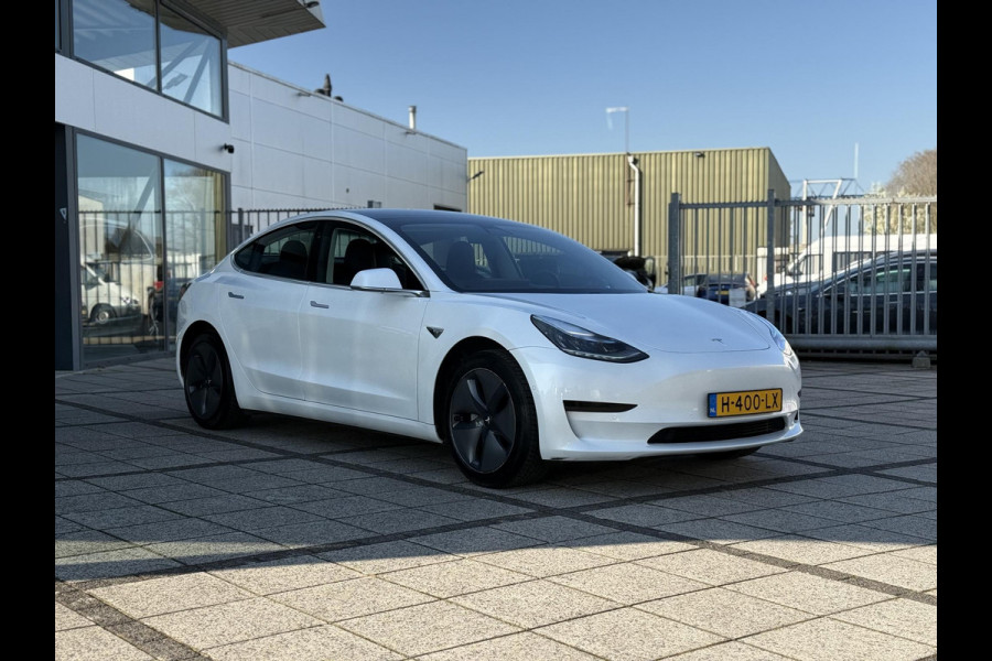 Tesla Model 3 Range Plus Autopilot Panorama Trekhaak Leder Navi
