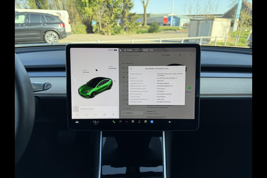 Tesla Model 3 Range Plus Autopilot Panorama Trekhaak Leder Navi