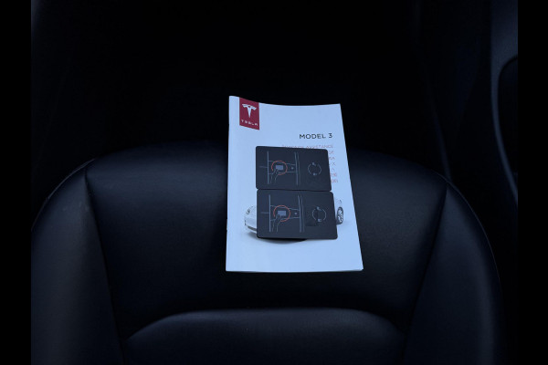 Tesla Model 3 Range Plus Autopilot Panorama Trekhaak Leder Navi
