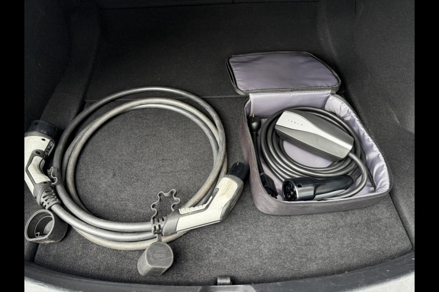 Tesla Model 3 Long Range AWD Dual | Autopilot | Panorama | Leder |