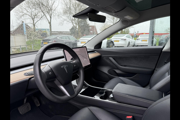 Tesla Model 3 Long Range AWD Dual | Autopilot | Panorama | Leder |