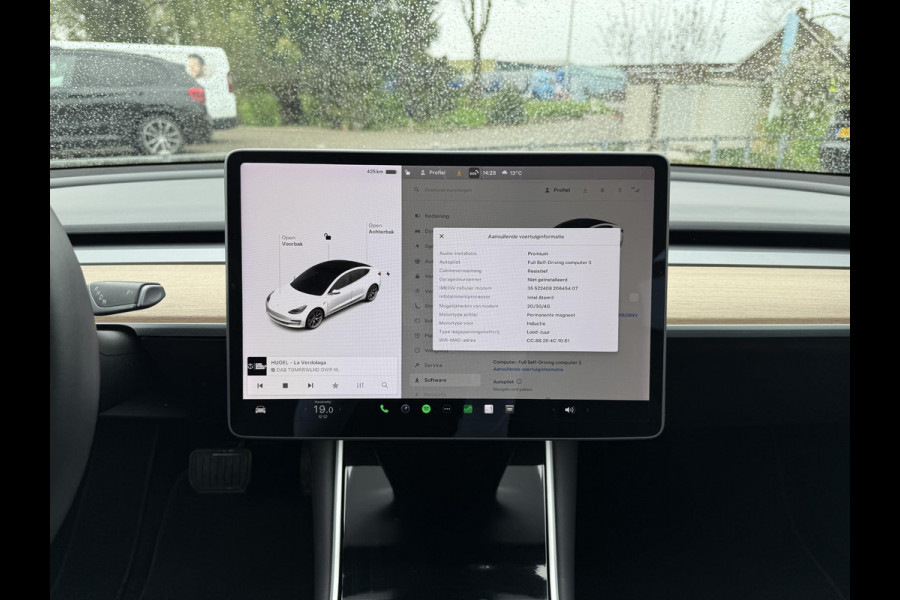 Tesla Model 3 Long Range AWD Dual | Autopilot | Panorama | Leder |