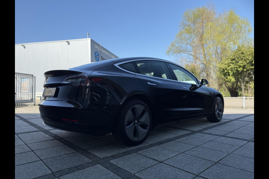 Tesla Model 3 Range Plus | Autopilot | Panorama | Leder | Navi | Camera