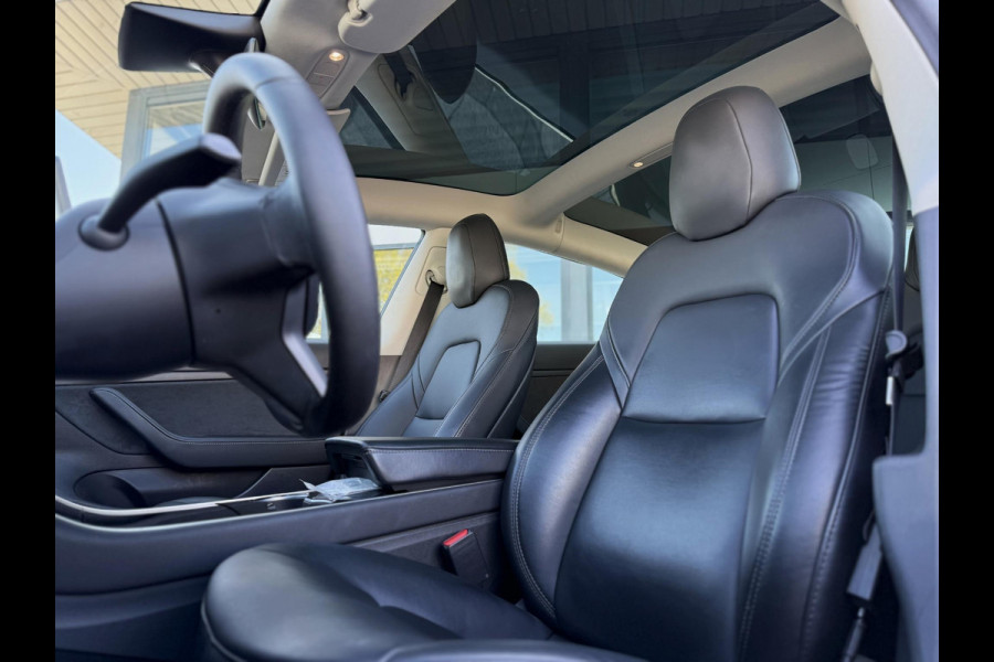 Tesla Model 3 Range Plus | Autopilot | Panorama | Leder | Navi | Camera
