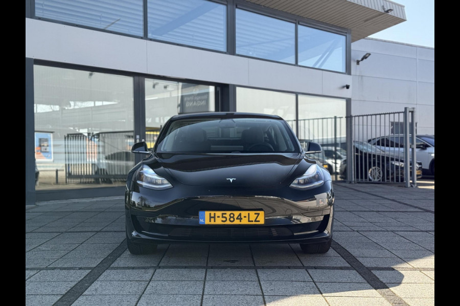 Tesla Model 3 Range Plus | Autopilot | Panorama | Leder | Navi | Camera
