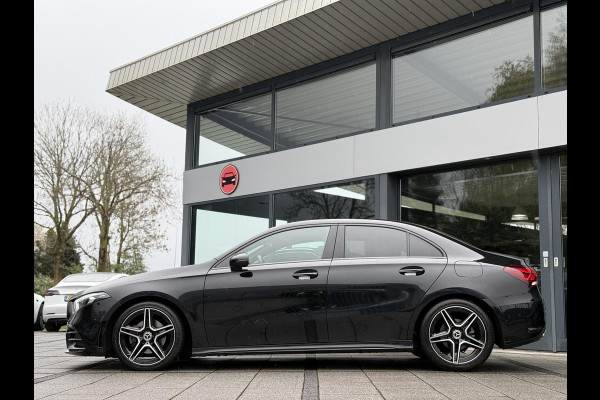 Mercedes-Benz A-Klasse 180 Aut. AMG Sport Sfeer Mood Light