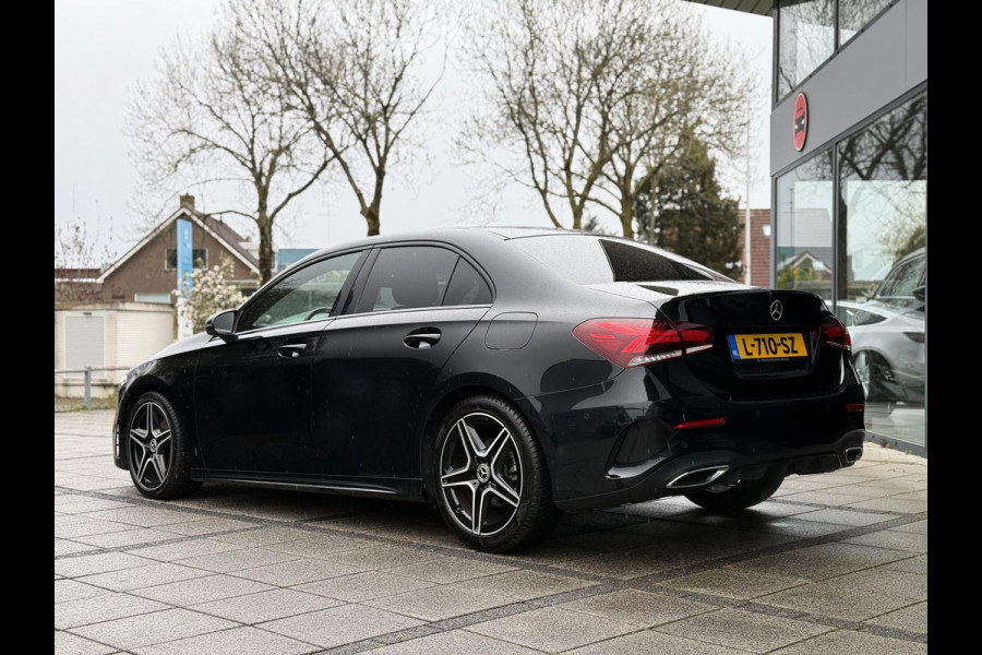 Mercedes-Benz A-Klasse 180 Aut. AMG Sport Sfeer Mood Light