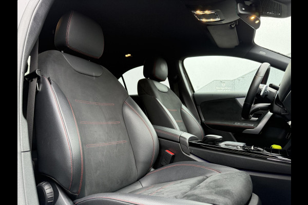 Mercedes-Benz A-Klasse 180 Aut. AMG Sport Sfeer Mood Light