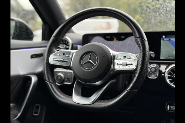 Mercedes-Benz A-Klasse 180 Aut. AMG Sport Sfeer Mood Light