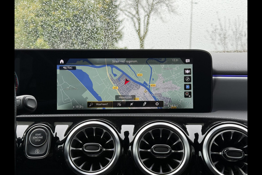 Mercedes-Benz A-Klasse 180 Aut. AMG Sport Sfeer Mood Light