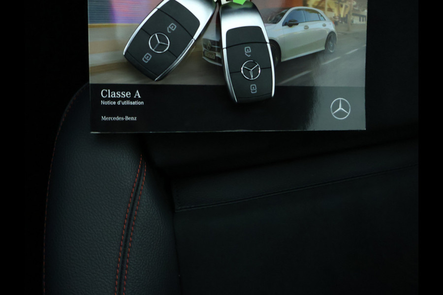 Mercedes-Benz A-Klasse 250 e AMG Plug-In Hybride | AMG Line | 19 AMG Velgen | Dosehoek Assist | Achteruitrijcamera | Inclusief 24 maanden MB Certified garantie voor Europa.