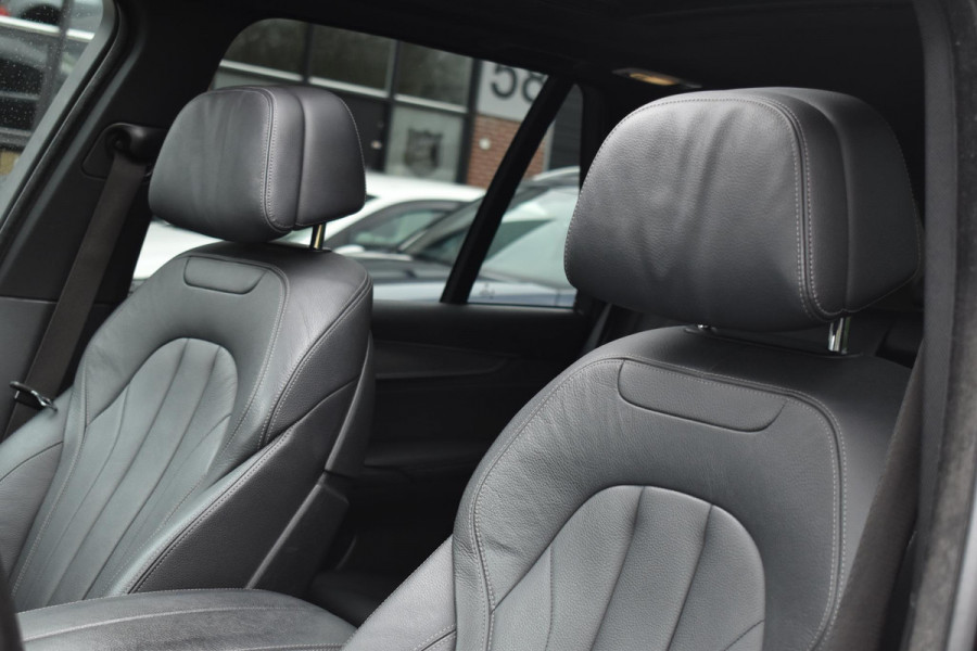 BMW X5 xDrive40e iPerformance M Pakket Pano HUD Lane ACC Leder Camera