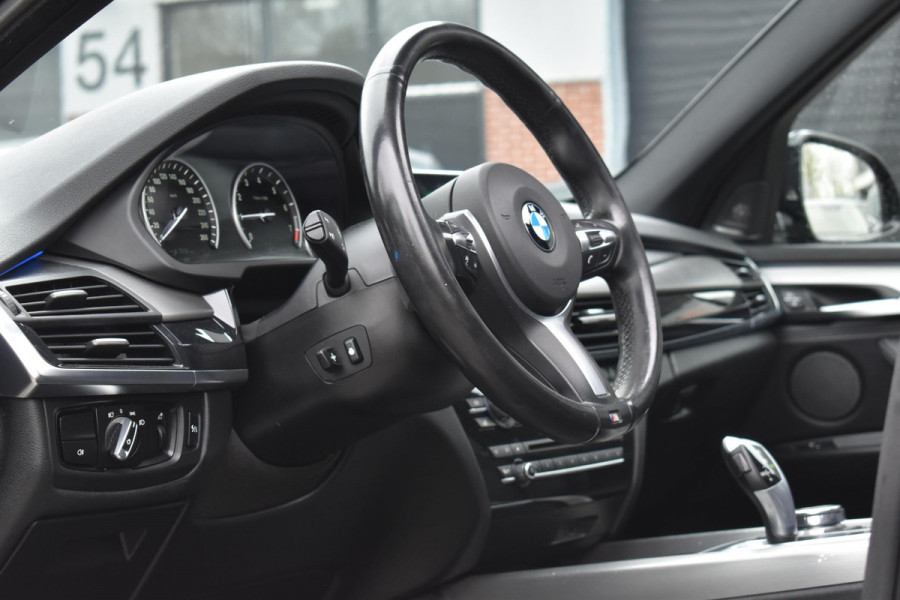 BMW X5 xDrive40e iPerformance M Pakket Pano HUD Lane ACC Leder Camera