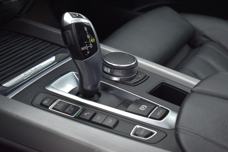 BMW X5 xDrive40e iPerformance M Pakket Pano HUD Lane ACC Leder Camera