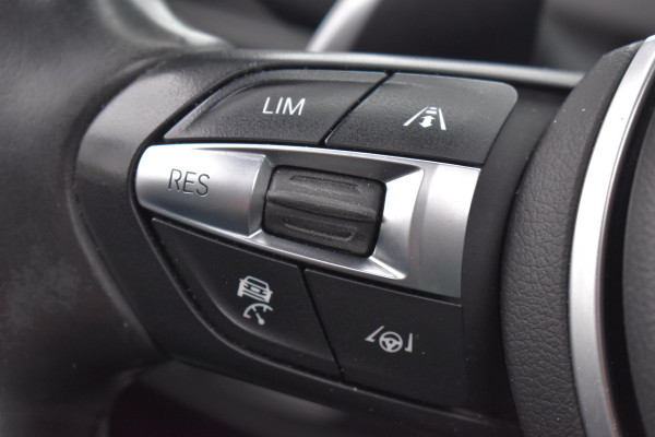 BMW X5 xDrive40e iPerformance M Pakket Pano HUD Lane ACC Leder Camera