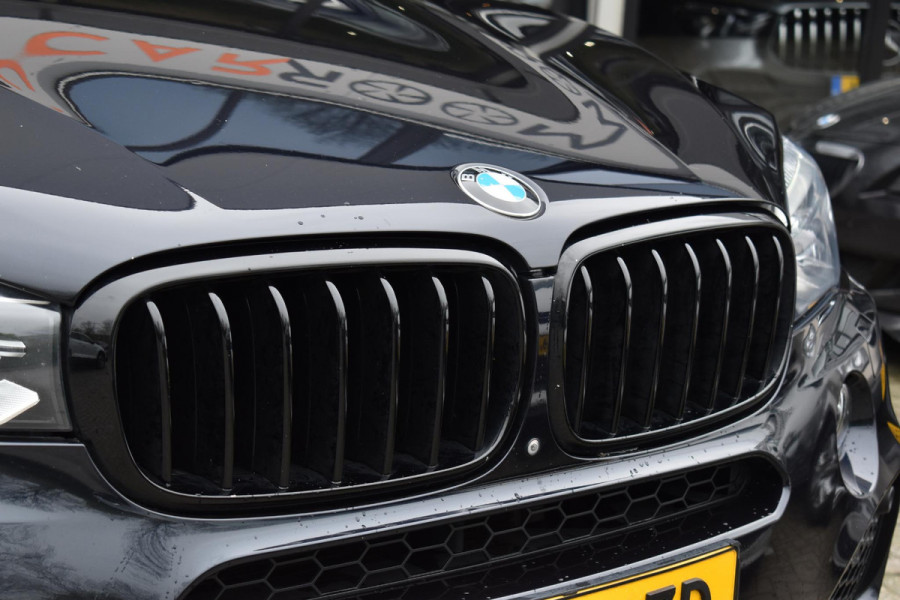 BMW X5 xDrive40e iPerformance M Pakket Pano HUD Lane ACC Leder Camera