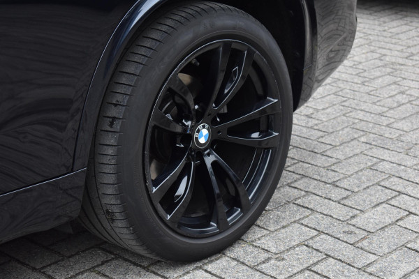 BMW X5 xDrive40e iPerformance M Pakket Pano HUD Lane ACC Leder Camera