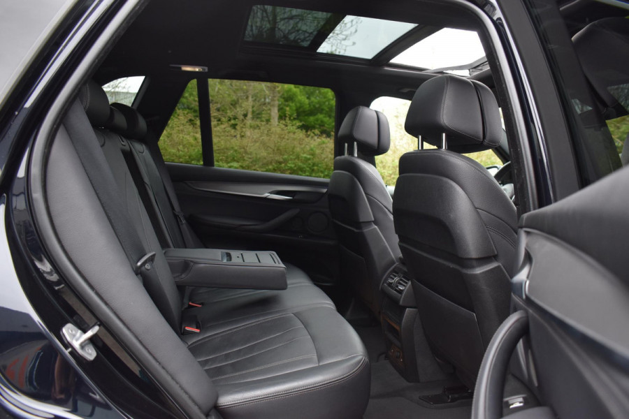 BMW X5 xDrive40e iPerformance M Pakket Pano HUD Lane ACC Leder Camera