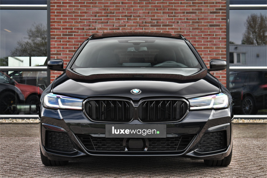 BMW 5 Serie Touring 530d 286pk M-Sport Pano Laser ACC HUD Comfort 4-wielbest