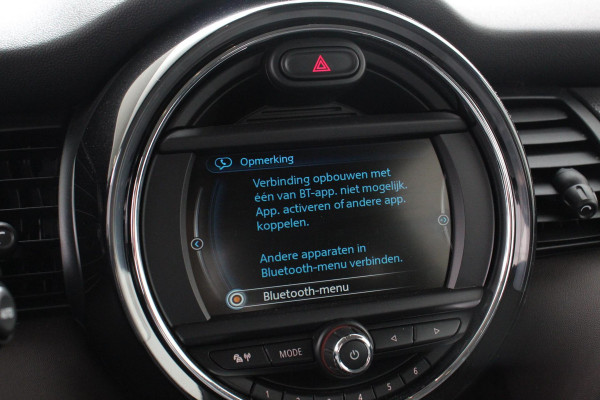MINI Cooper 1.5 Automaat 5 drs Navigatie Cruise control Bluetooth Lichmetalen velgen Climate Control
