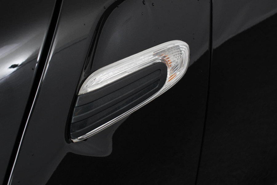 MINI Cooper 1.5 Automaat 5 drs Navigatie Cruise control Bluetooth Lichmetalen velgen Climate Control