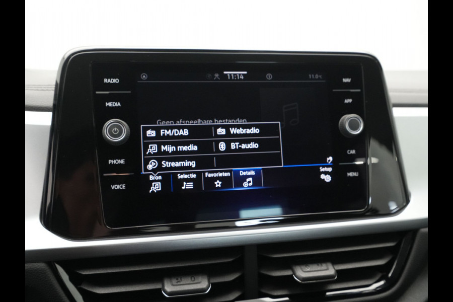 Volkswagen T-Roc 1.0 TSI 110pk Life Navi via App Parkassist Led Clima 283