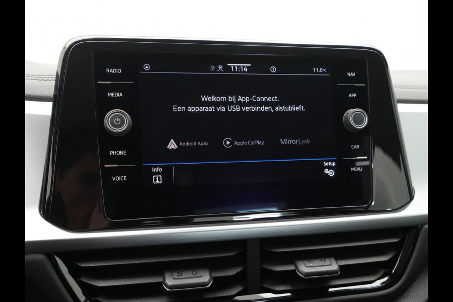 Volkswagen T-Roc 1.0 TSI 110pk Life Navi via App Parkassist Led Clima 283
