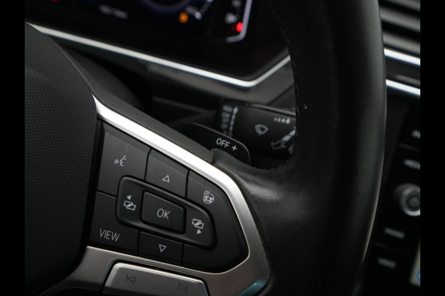 Volkswagen Tiguan 1.4 TSI 245pk eHybrid Elegance Navigatie Camera Matrix Led Stoelverwarming 230